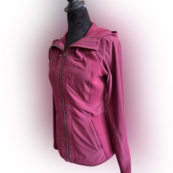 Lululemon State Seeker Jacket - Deep Ruby - Size 6 - Picture 6 of 10